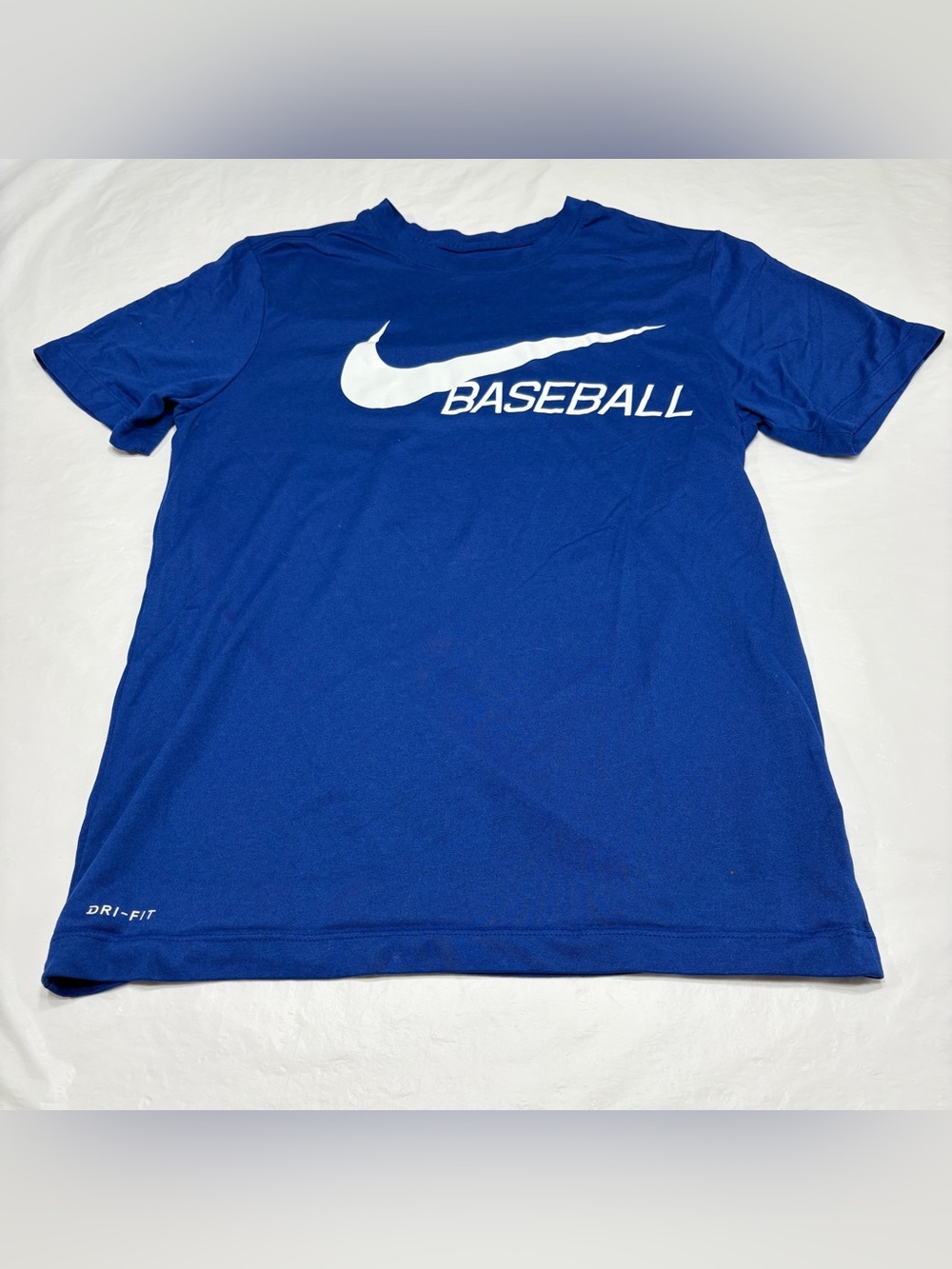 The Nike Tee Dri Fit Baseball Blue Short Sleeve Shirt Men’s Small